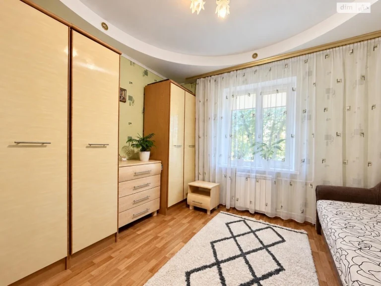 Продается квартира в Деснянском районе