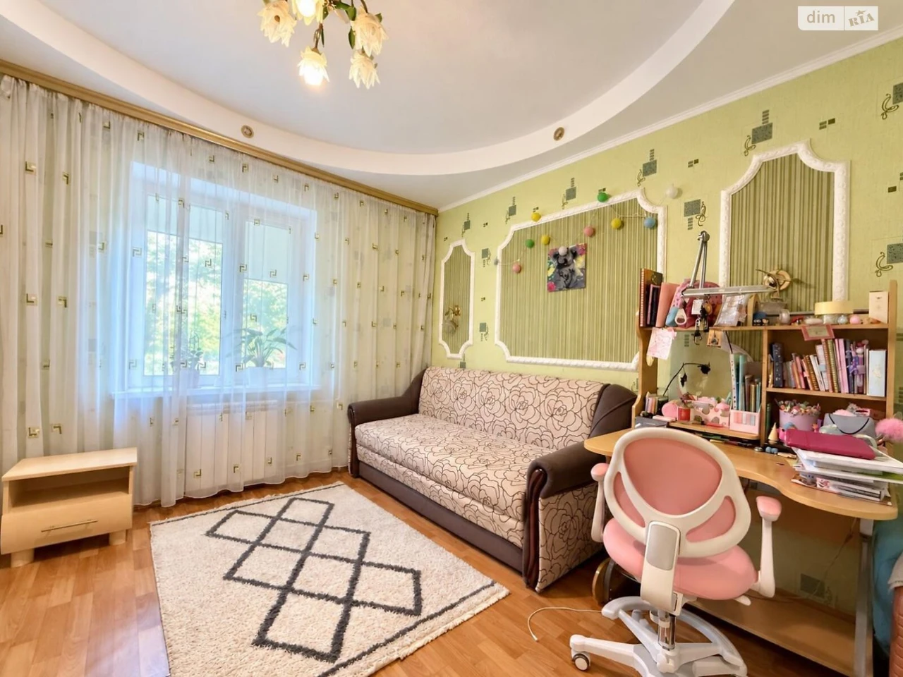 Продается квартира в Деснянском районе
