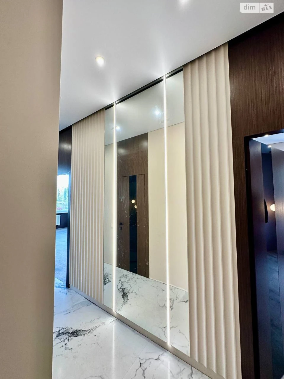 Apartment for Sale: Kyiv - Sofia Residence