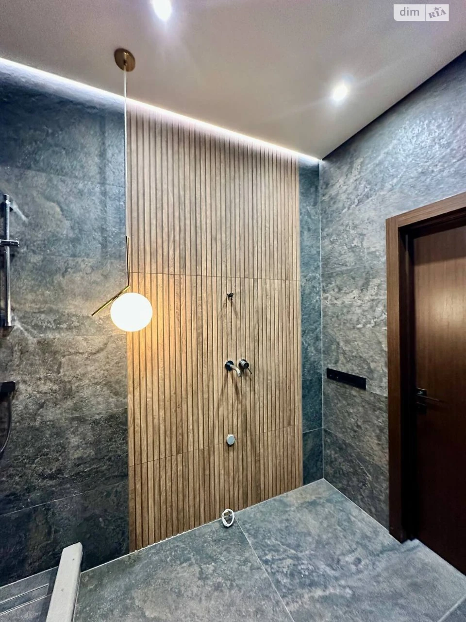 Apartment for Sale: Kyiv - Sofia Residence