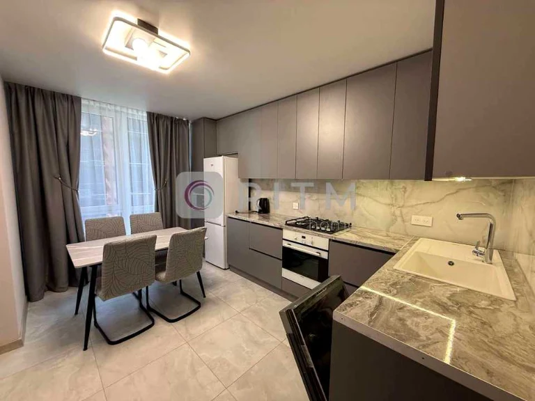 Apartment. Ivano-Frankivsk, Heroiv Mykolaeva Street