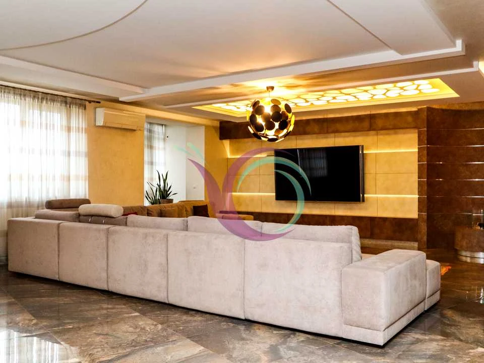 Apartment. Ivano-Frankivsk, Hnatia Hotkevych Street