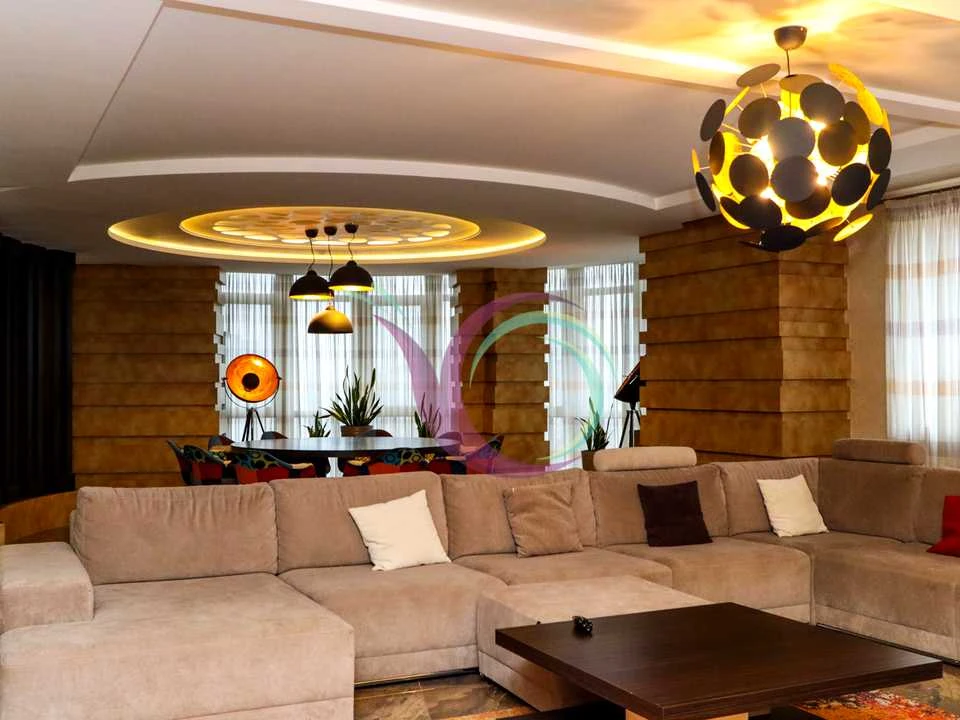 Apartment. Ivano-Frankivsk, Hnatia Hotkevych Street