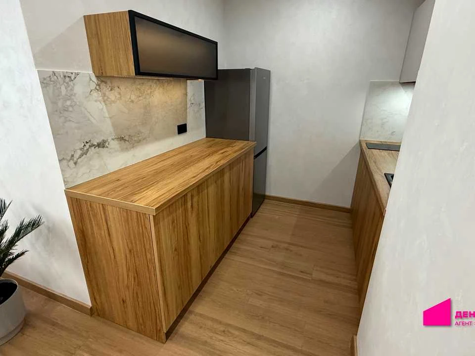 Apartment. Дніpro, Naberezhna Peremohy st.