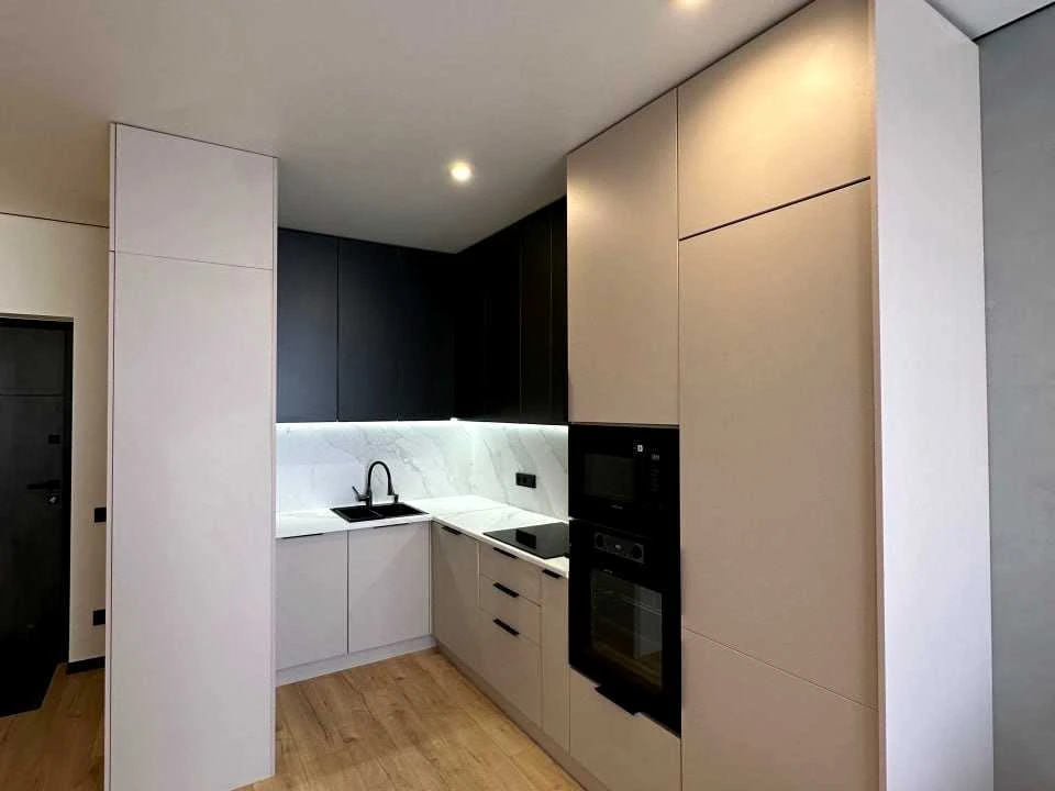 Apartment. Vinnytsia, Tsegelny Proh.