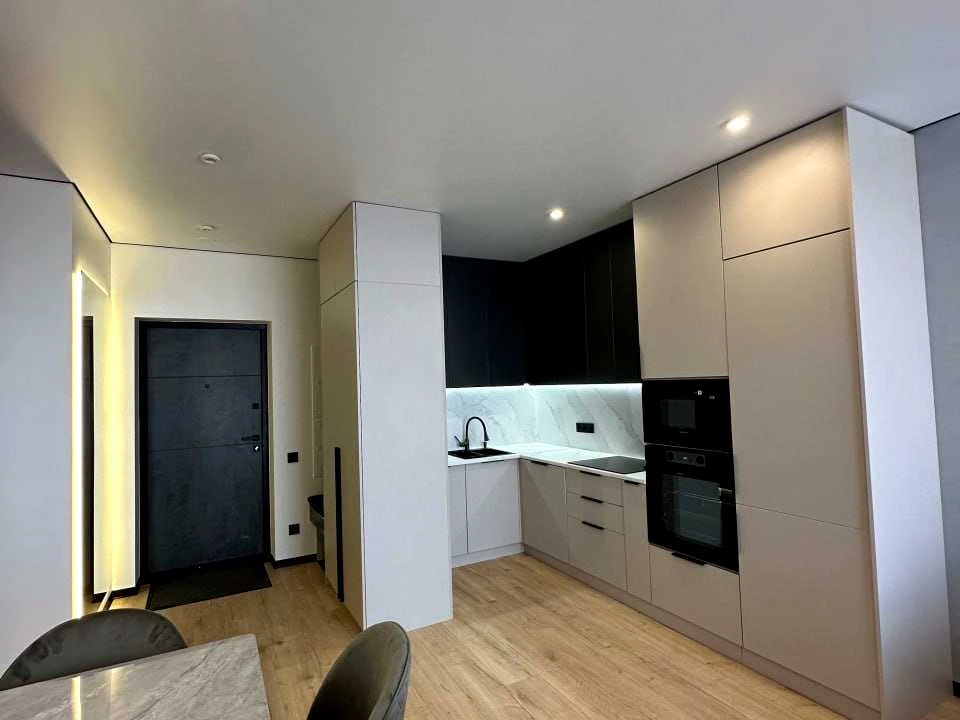 Apartment. Vinnytsia, Tsegelny Proh.