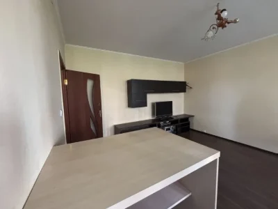 Apartment for Sale: 2 rooms on Генерала Свободи, 2