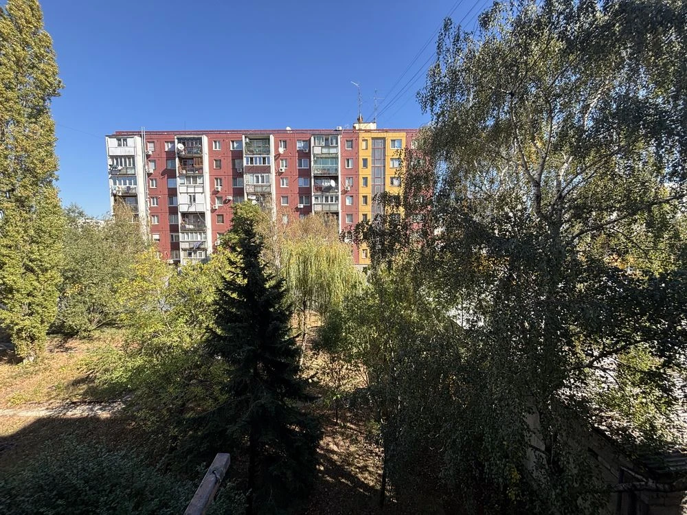 Apartment for Sale: 2 rooms on Генерала Свободи, 2