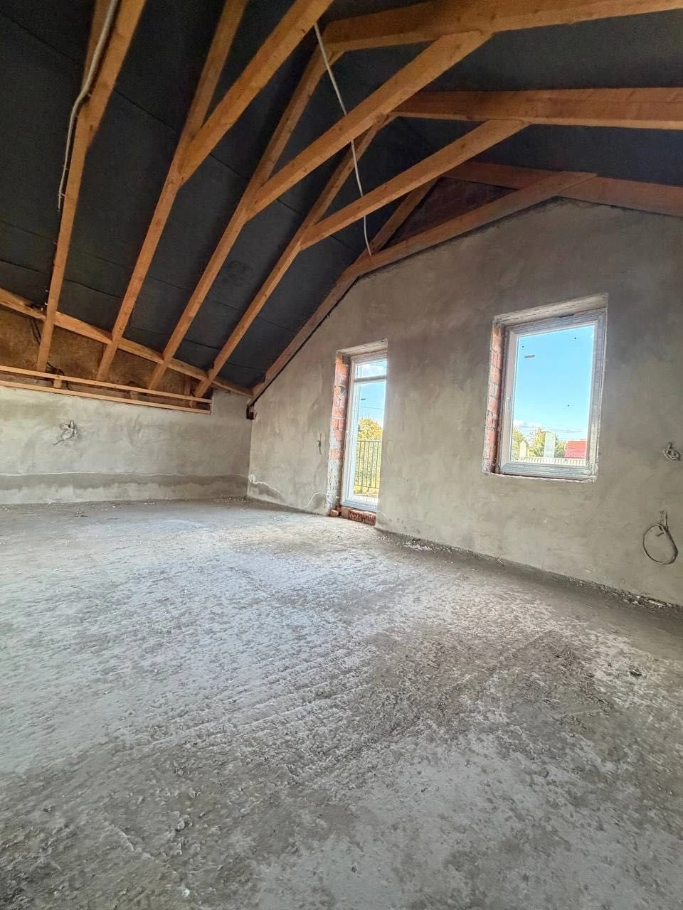 Sale of a Luxurious Townhouse
