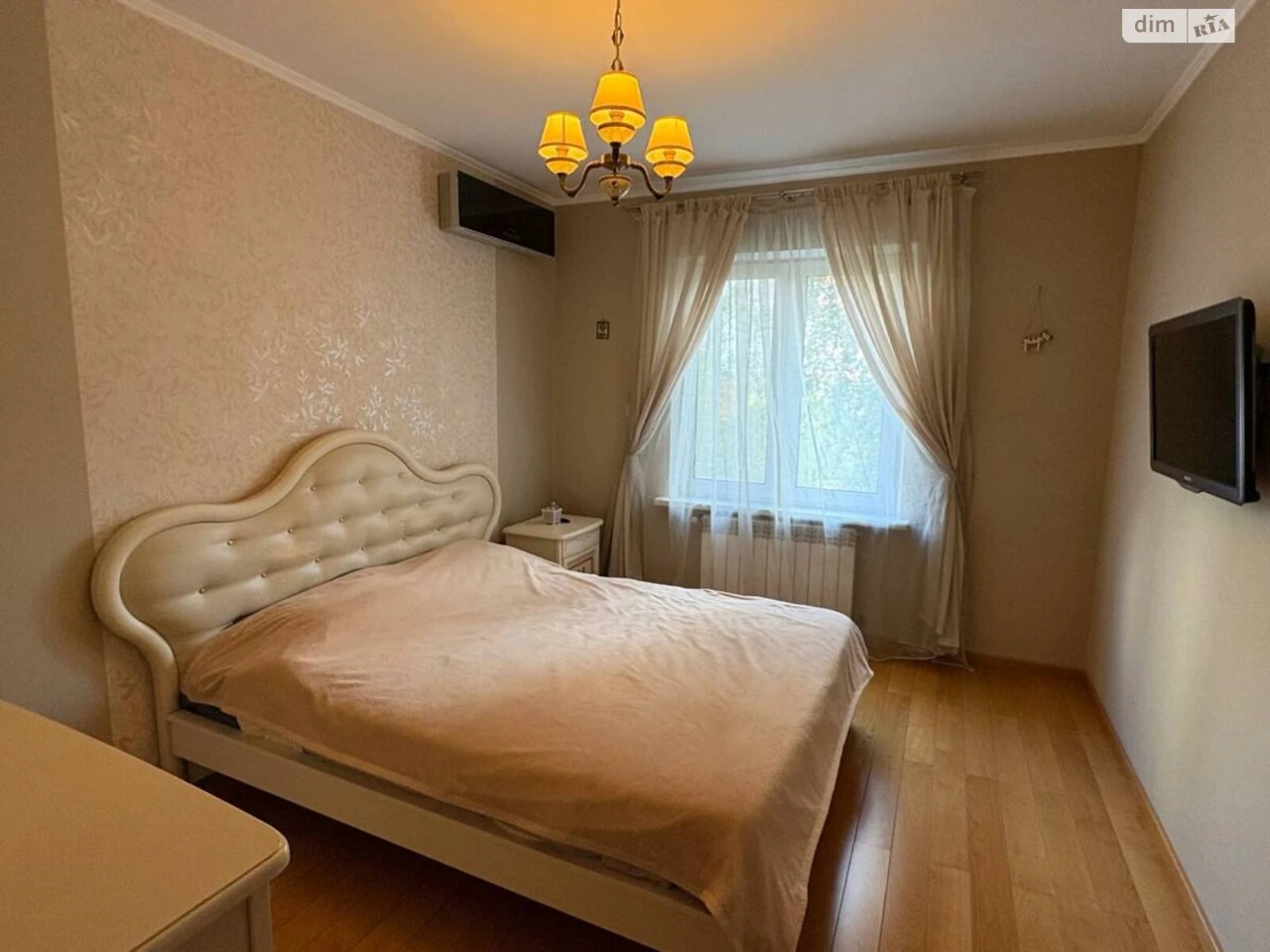 Long-Term Rental Apartment, Pospilky District