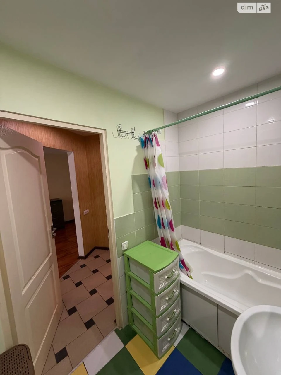 Apartment for Sale: Red Stone