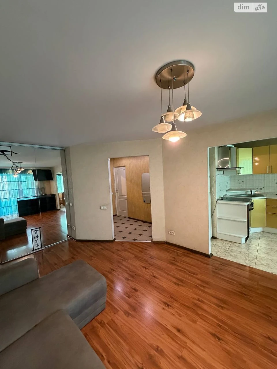 Apartment for Sale: Red Stone