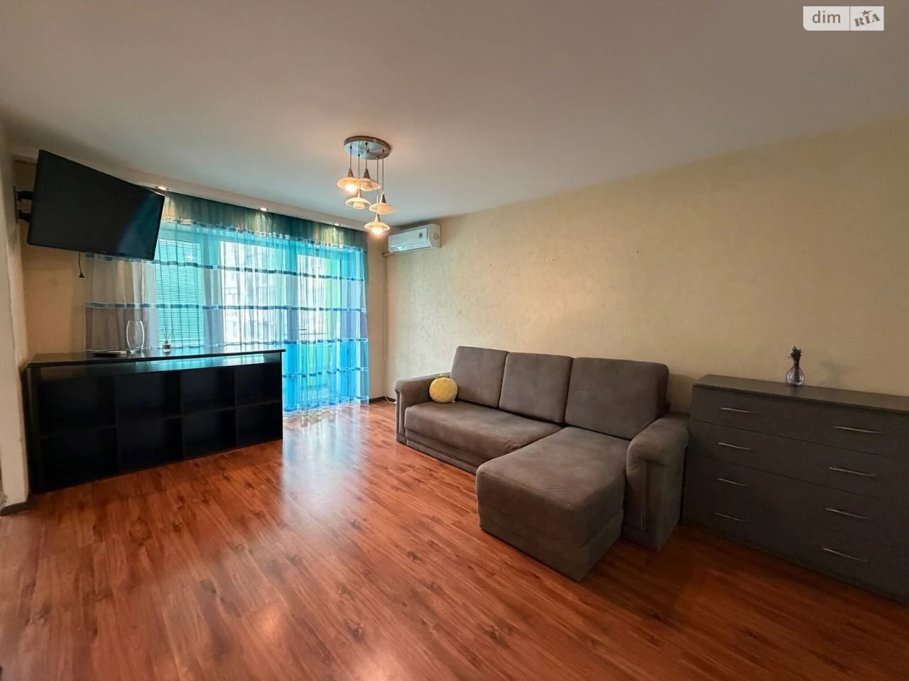 Apartment for Sale: Red Stone