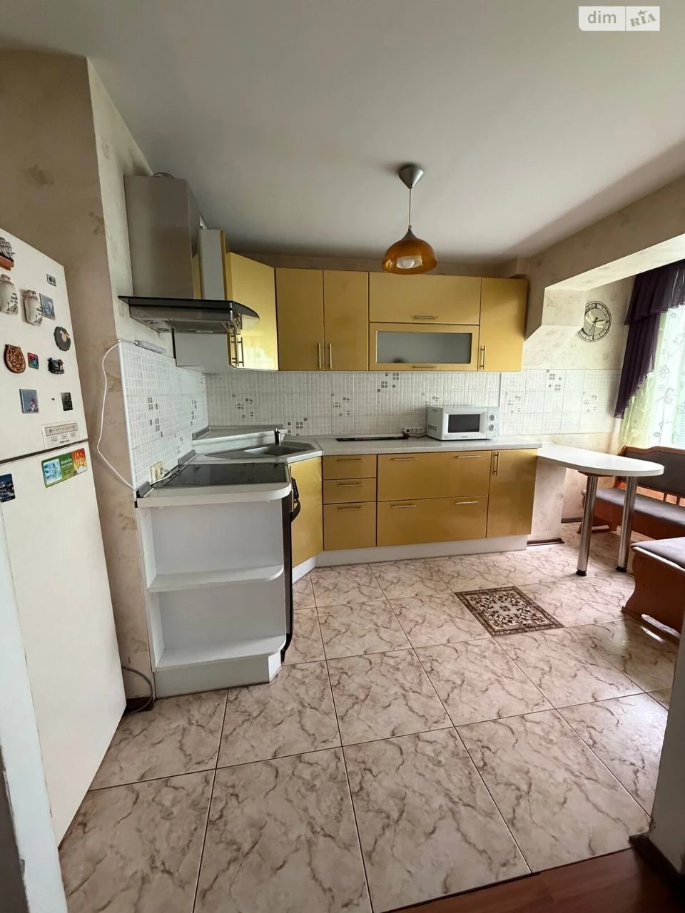 Apartment for Sale: Red Stone