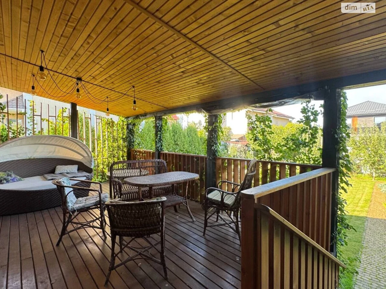 Sale of a House in Zhuliany
