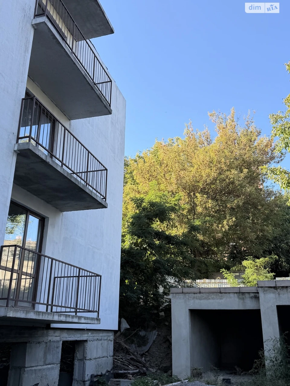Apartment for Sale: Center