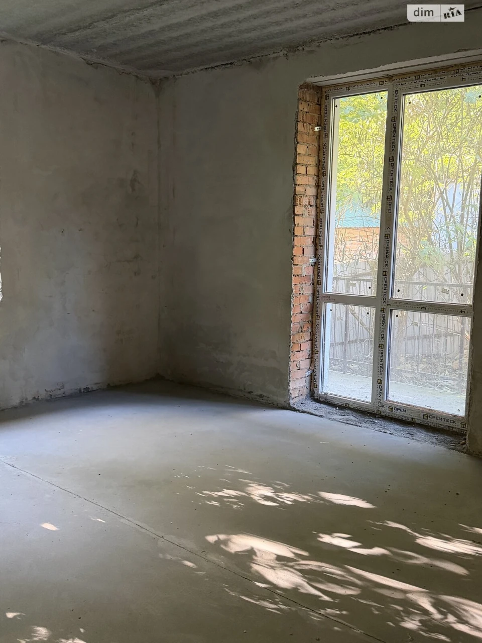 Apartment for Sale: Center