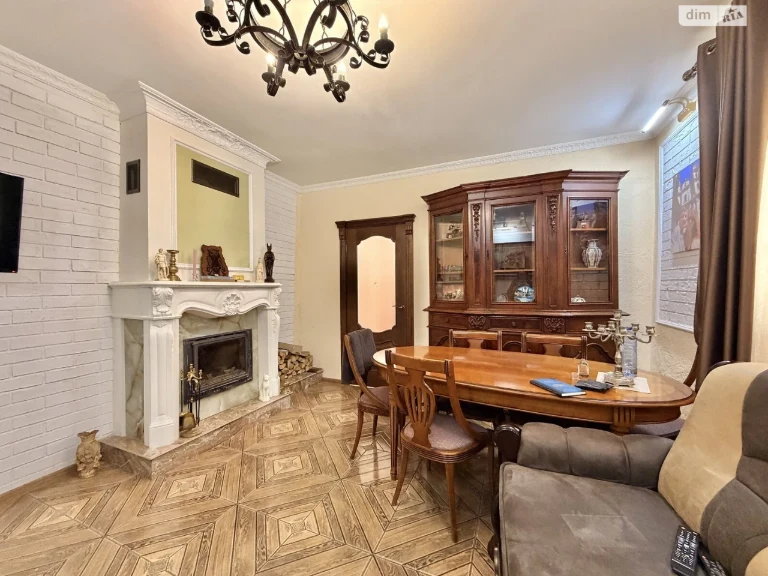 Apartment for Sale - Part of a House