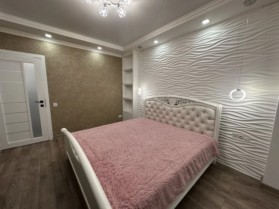 Экс! 3 комнатная 90 ЖК Реал парк