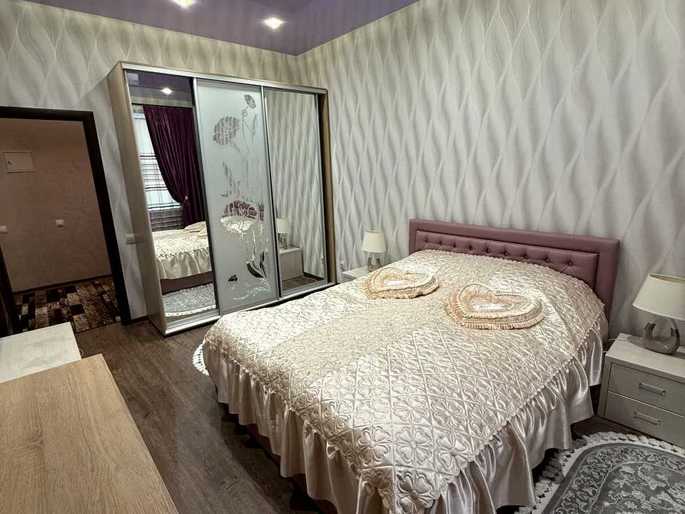 Apartment. Chernihiv, Nezalezhnosti St.