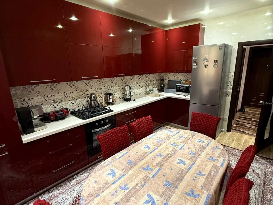 Apartment. Chernihiv, Nezalezhnosti St.