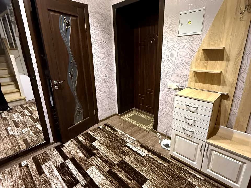 Apartment. Chernihiv, Nezalezhnosti St.