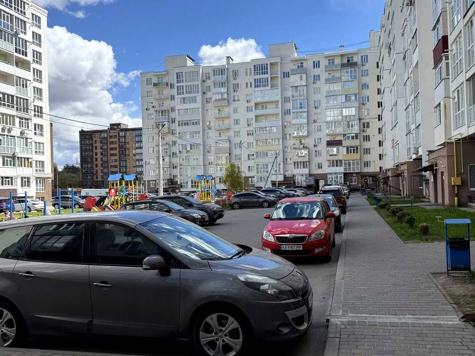 Apartment. Chernihiv, Nezalezhnosti St.