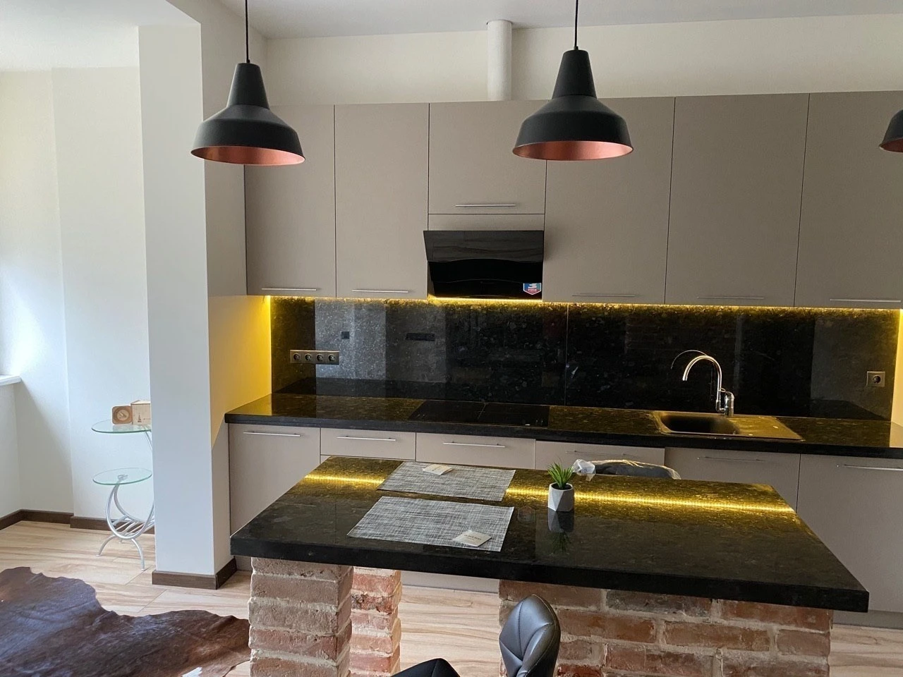 Rent 1-bedroom apartment 54 m², Eugene Konovalets st., 3