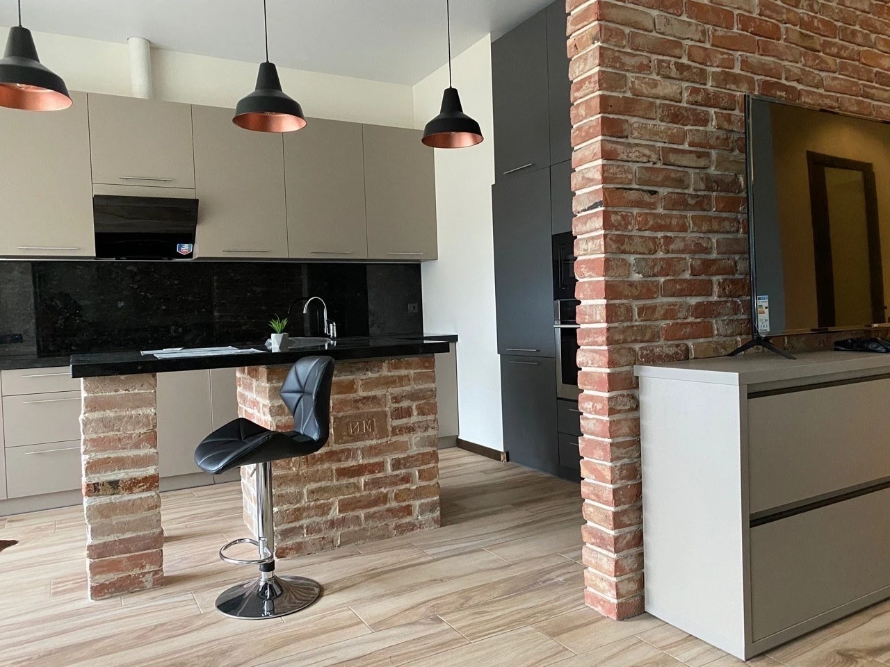 Rent 1-bedroom apartment 54 m², Eugene Konovalets st., 3