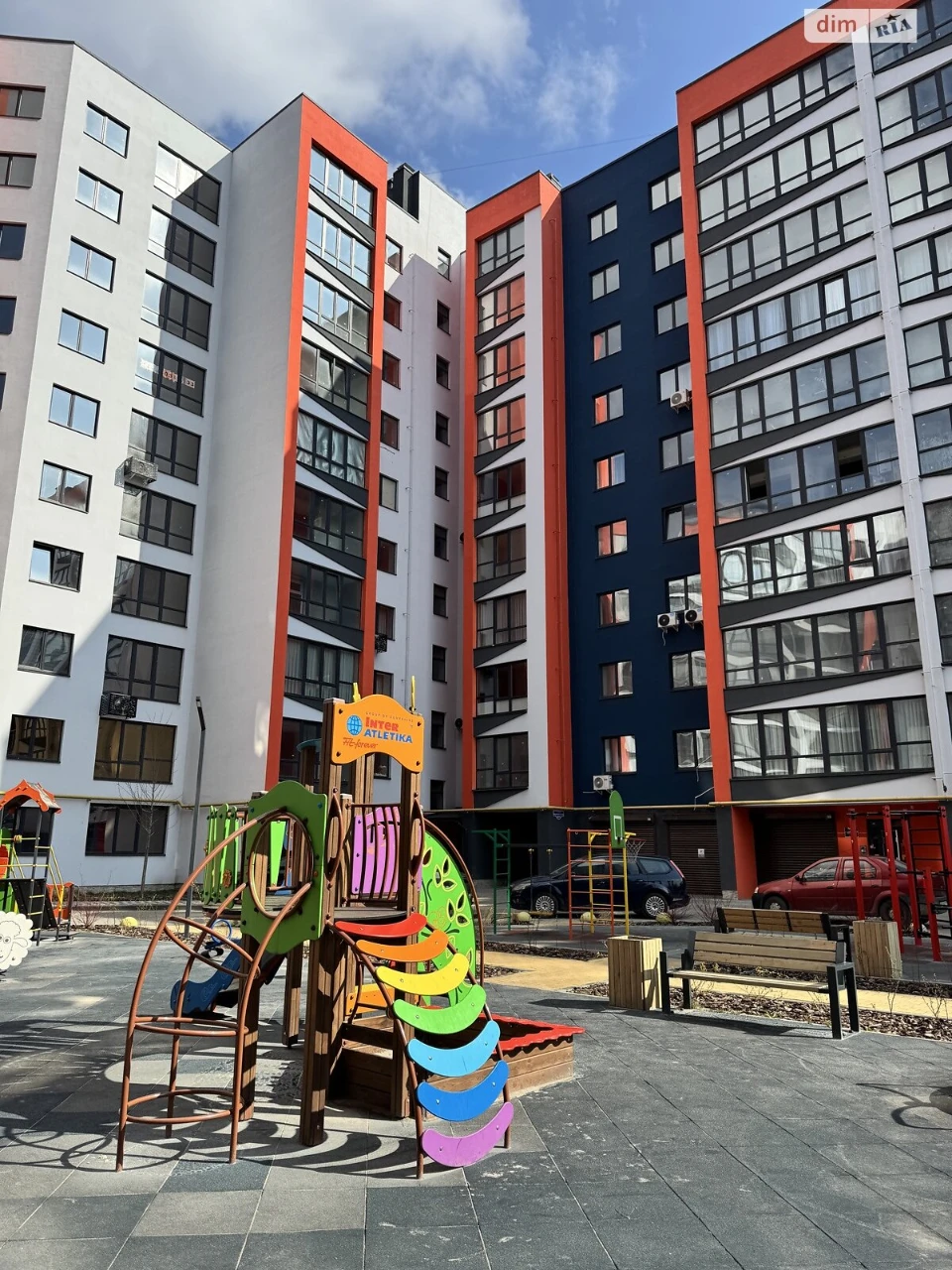 Apartment for Sale: Center