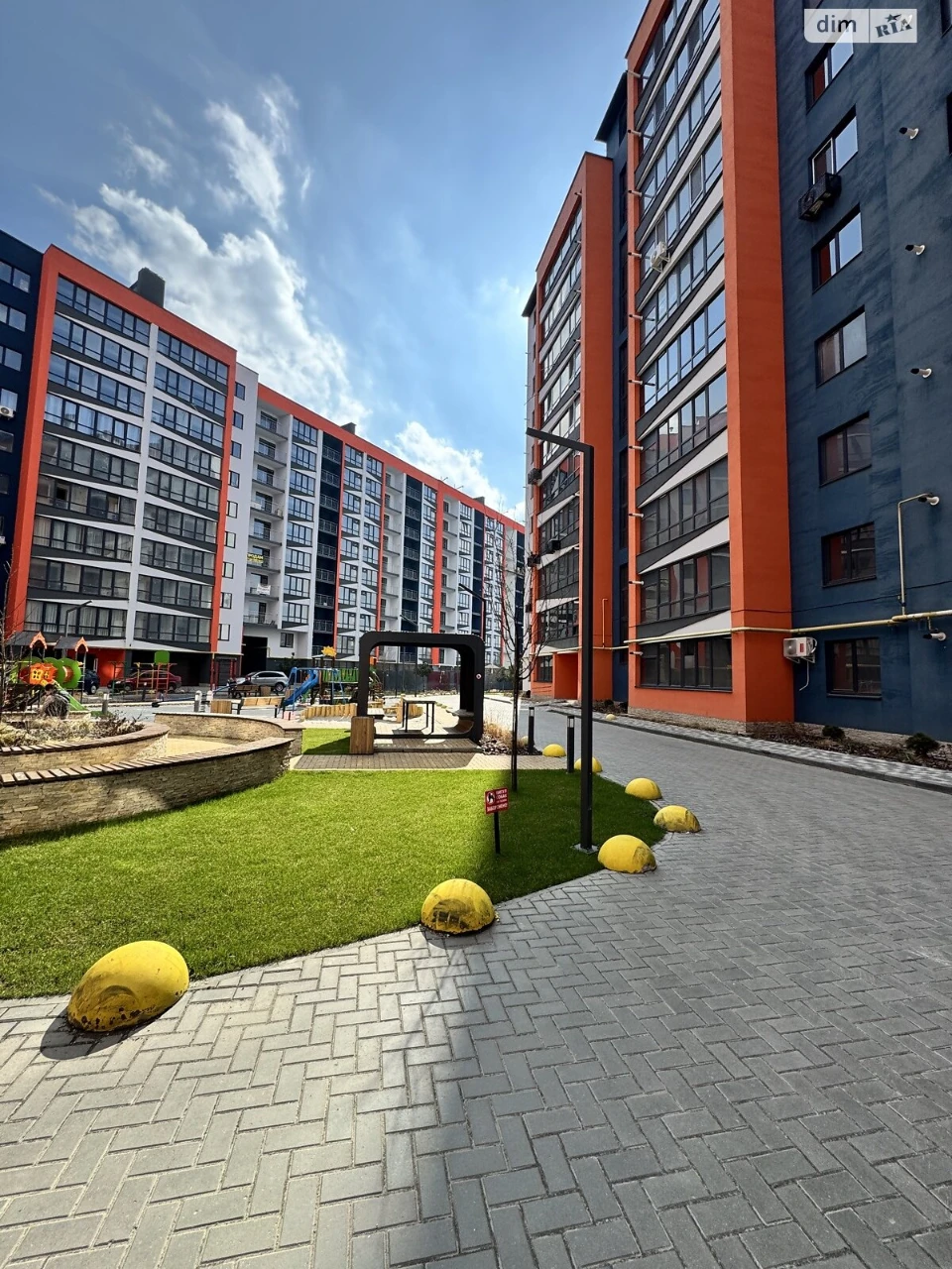 Apartment for Sale: Center