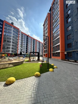 Apartment for Sale: Center