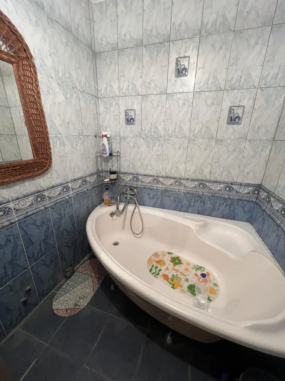 Urgent! For Sale: 2 Apartment at Prospekt Myru 2 Polyclinic