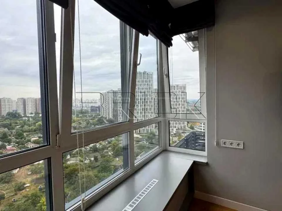Квартира. Киев, улица Заречная