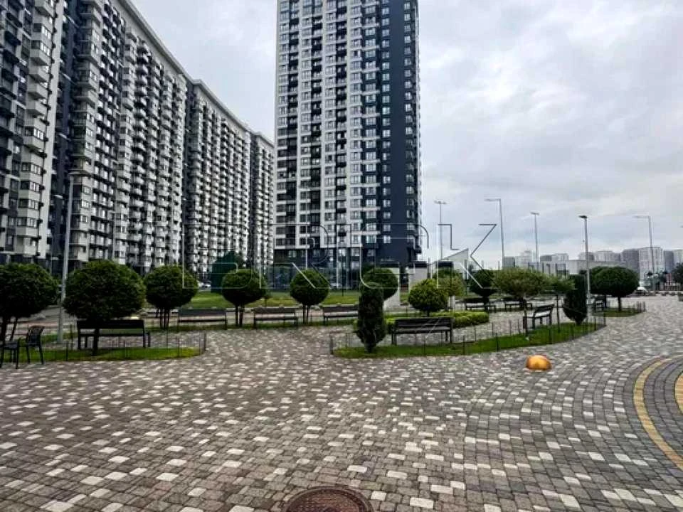 Квартира. Киев, улица Заречная