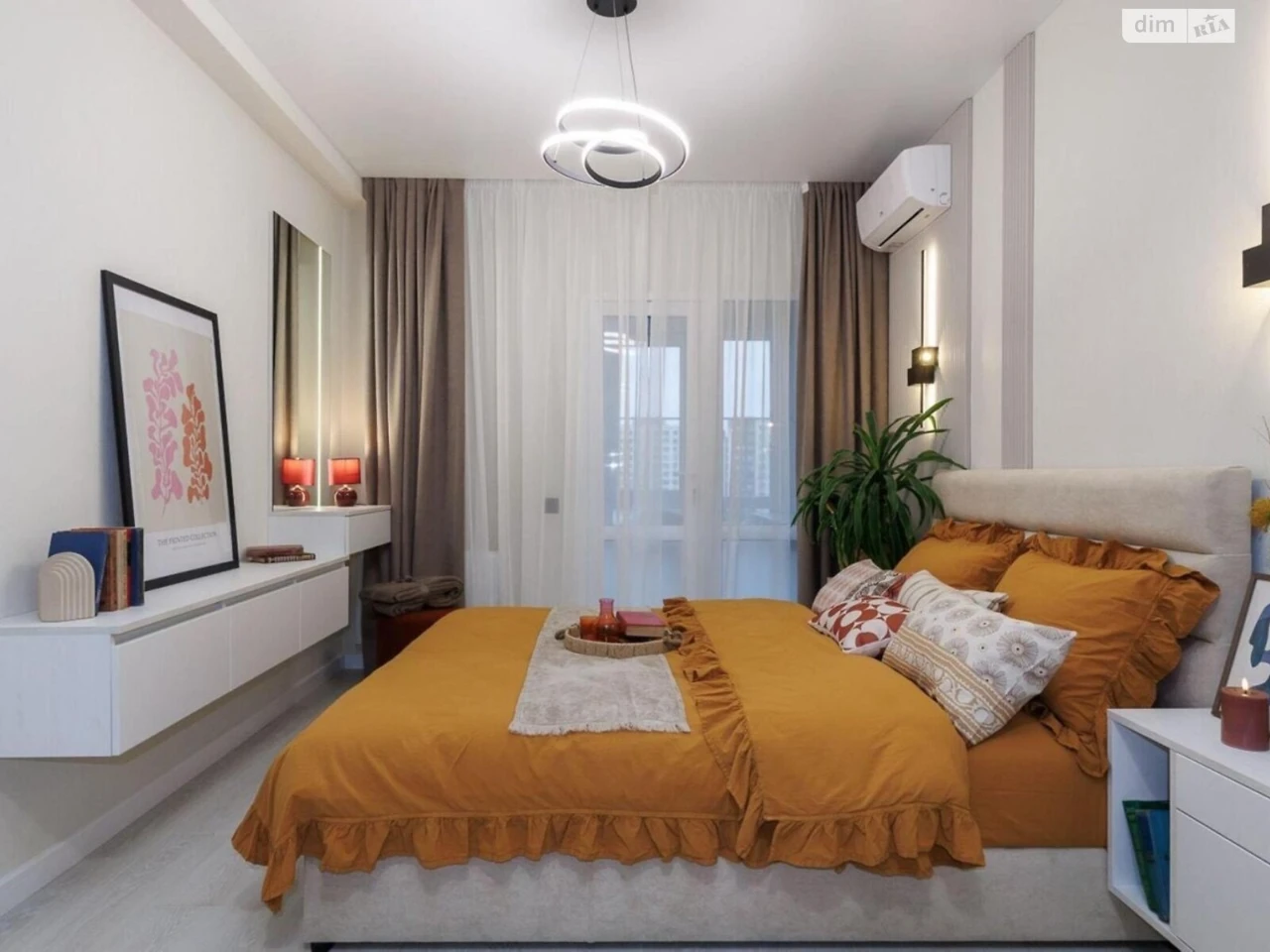 Long-Term Rental Apartment, Holosiiv