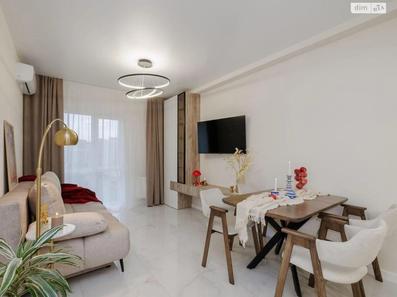 Long-Term Rental Apartment, Holosiiv