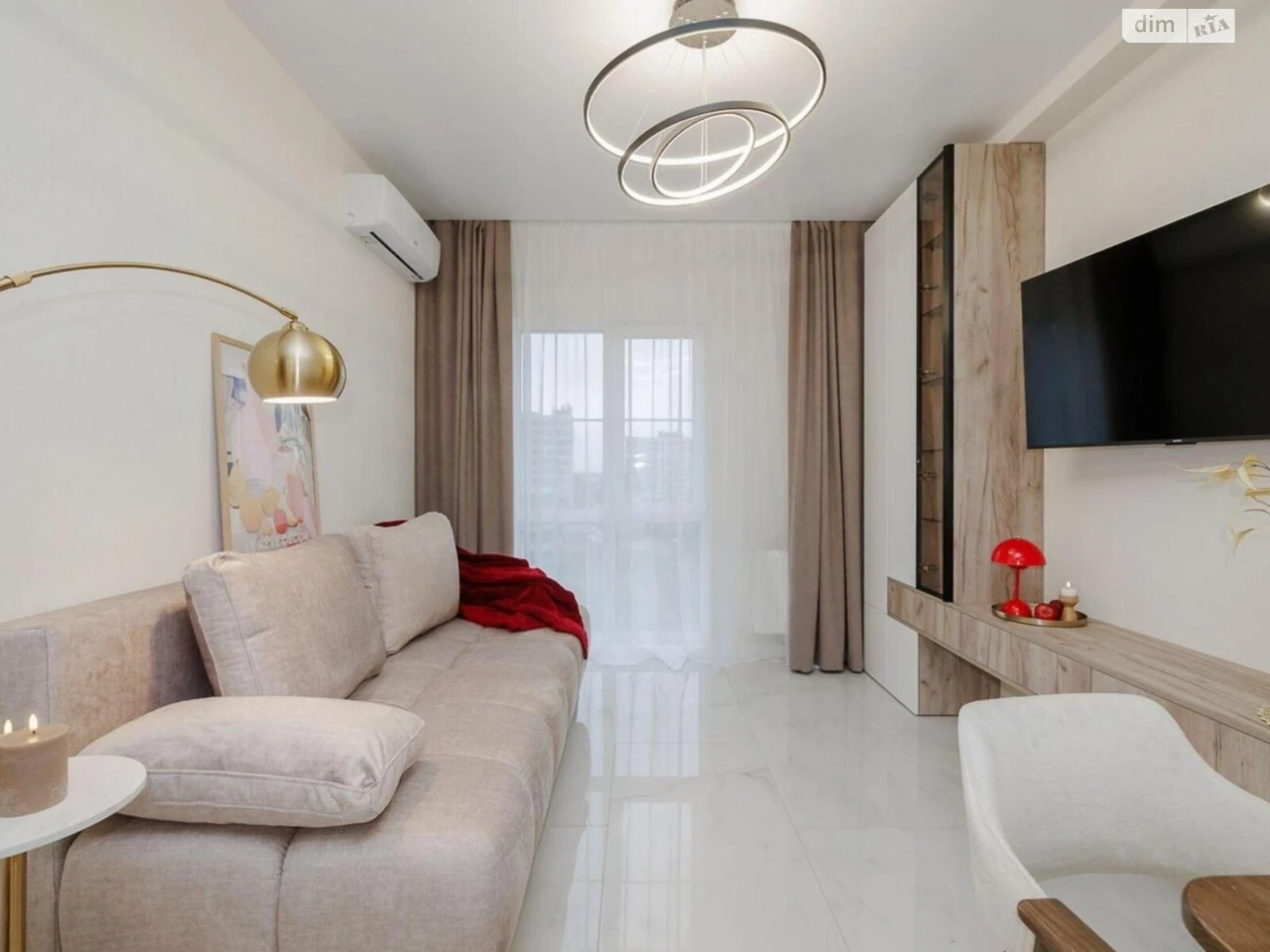 Long-Term Rental Apartment, Holosiiv