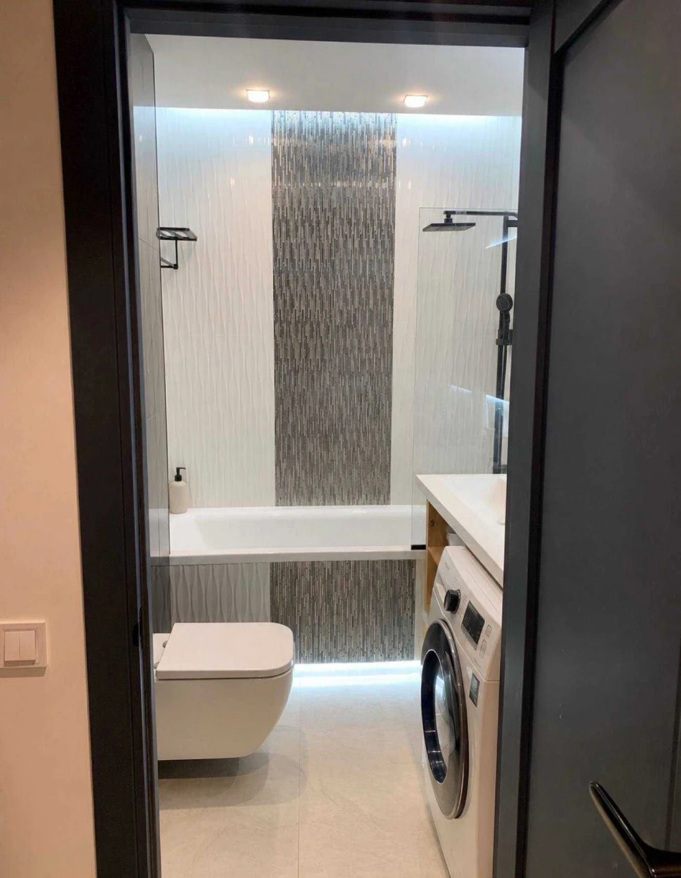 Apartment for Sale with Designer Renovation