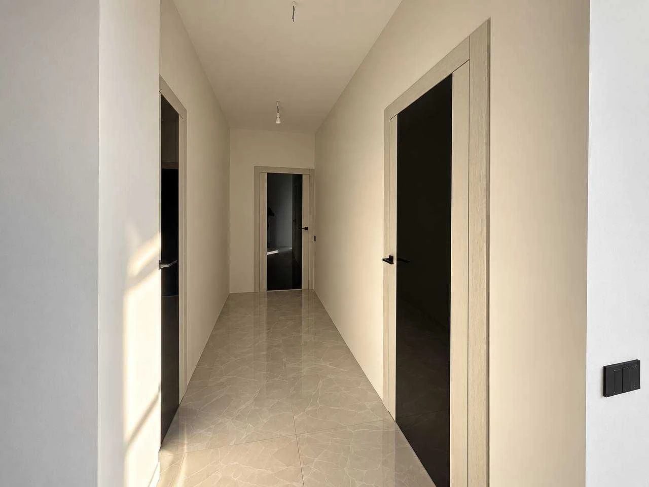 Sale of a 2-room apartment renovated in the "Veza" residential complex on Bohdana Street.