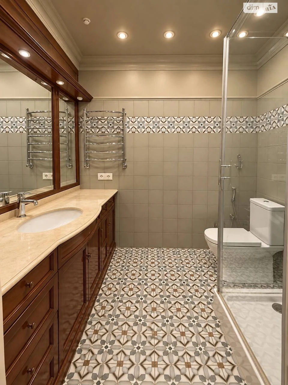 Long-Term Rental Apartment in Sknilivka
