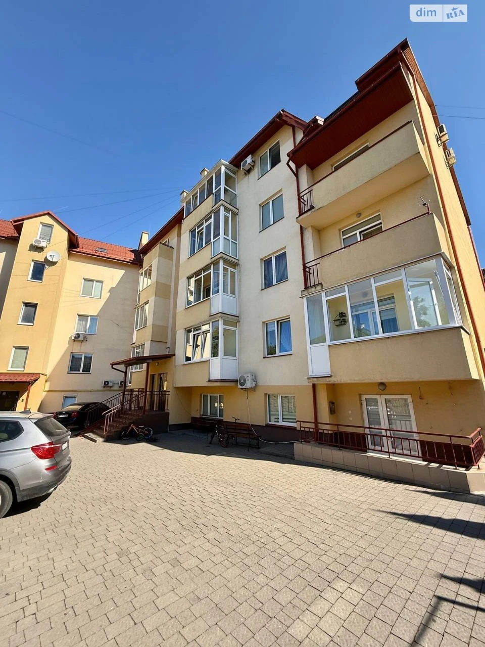 Long-Term Rental Apartment in Sknilivka