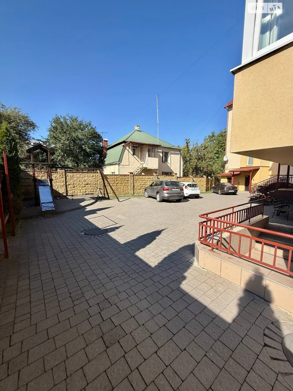 Long-Term Rental Apartment in Sknilivka