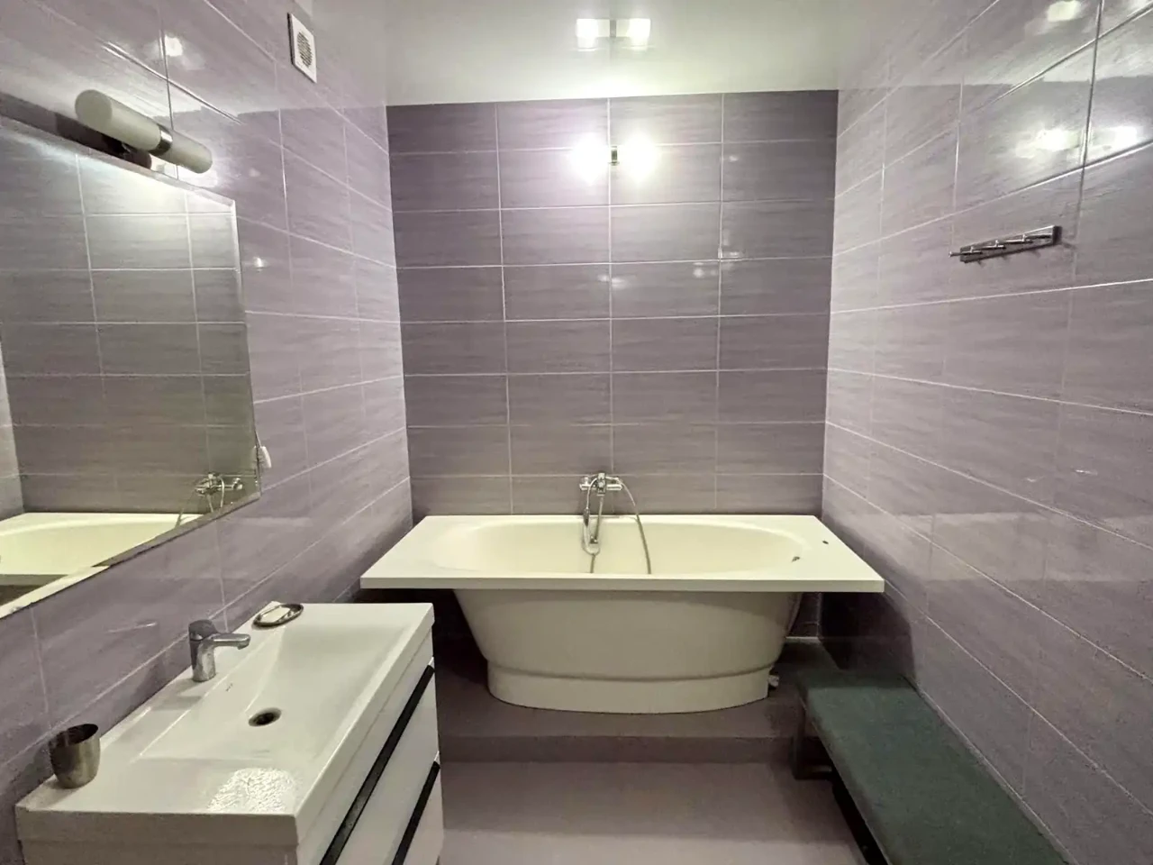 Apartment for rent, 2 rooms, 84.2 m², 16/23 floor