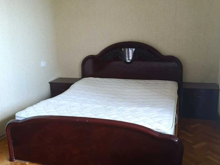 Квартира. Киев, улица Панаса Мирного
