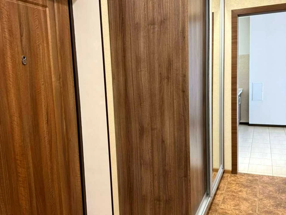 Квартира. Киев, проспект Академика Глушкова