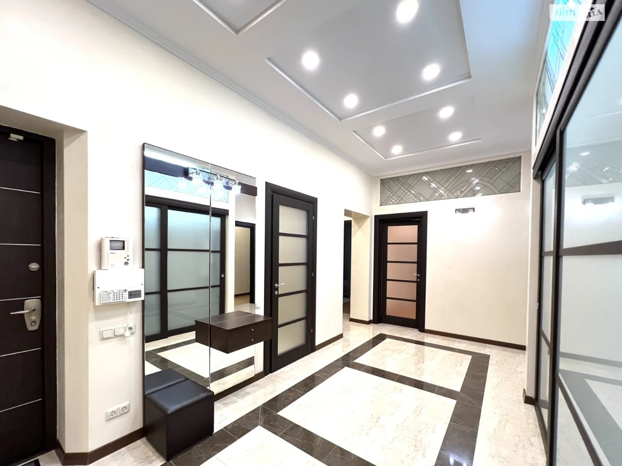 Long-Term Rental Apartment, Old Kyiv