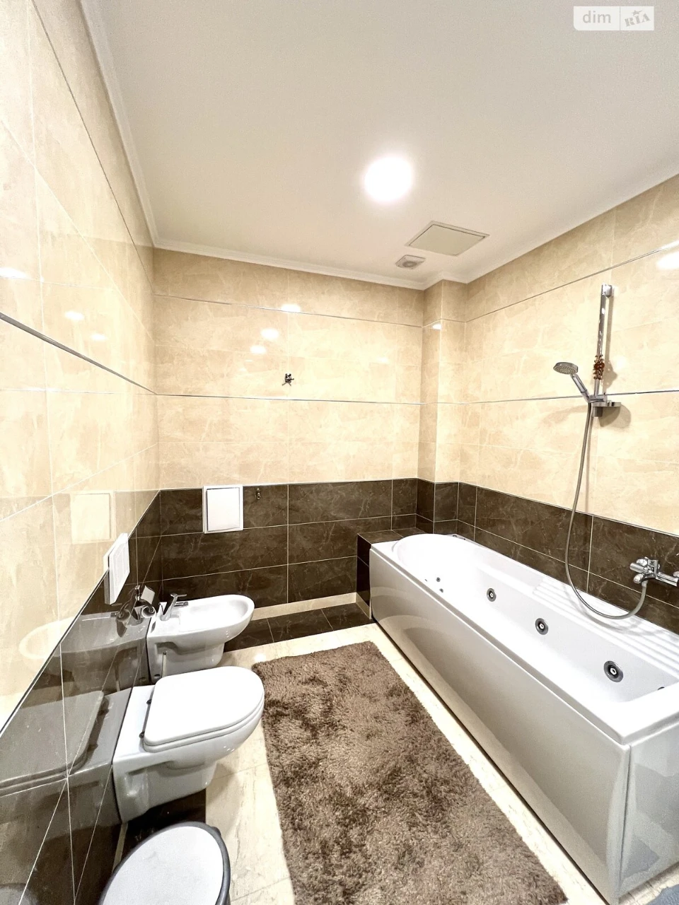 Long-Term Rental Apartment, Old Kyiv