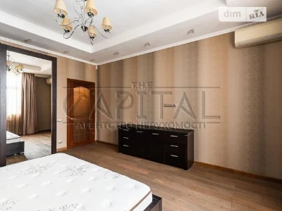 Sale of 3-room apartment 120 sq. m on Antonovycha St. 72 • ID 3467