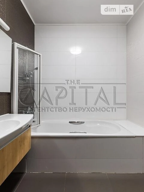 Sale of 3-room apartment 120 sq. m on Antonovycha St. 72 • ID 3467